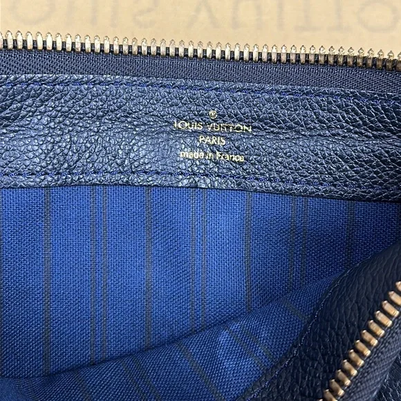 Louis Vuitton Bleu Infini Monogram Empreinte Leather Petillante Clutch - Picture 10 of 15